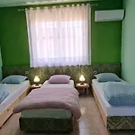 The House Of Dreams 2 * Σκόδρα