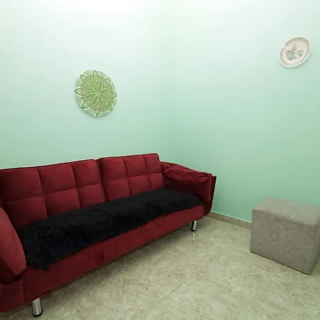 The House Of Dreams 1 *